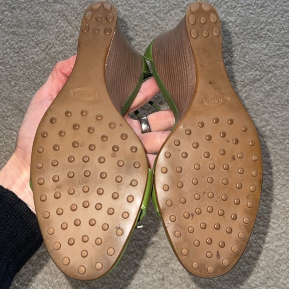 *DONATED to DRESS FOR SUCCESS*
Authentic Tod’s Zeppa Wedge Sandal, Sz 9 - Picture 4 of 9